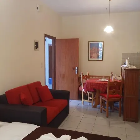 Πανσιόν Archontika